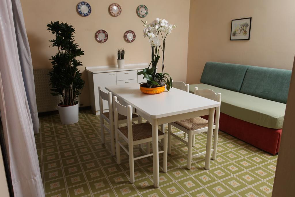 Appartamenti Casetto Bardolino Zimmer foto